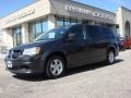 Dark Charcoal Pearl - Grand Caravan Mainstreet Photo No. 2