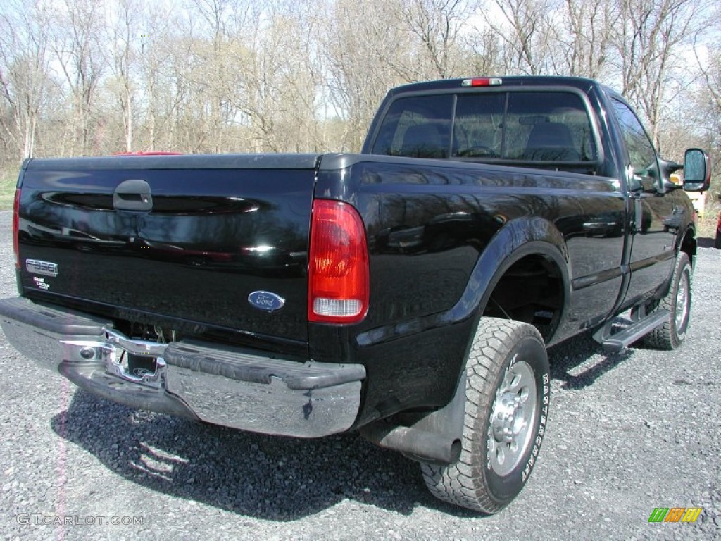 Black 2005 Ford F350 Super Duty XLT Regular Cab 4x4 Exterior Photo #63408941