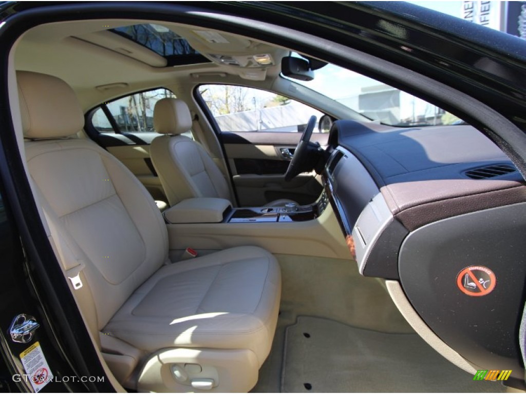 Champagne/Truffle Interior 2009 Jaguar XF Luxury Photo #63410651
