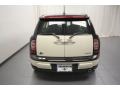 Pepper White - Cooper Clubman Photo No. 9