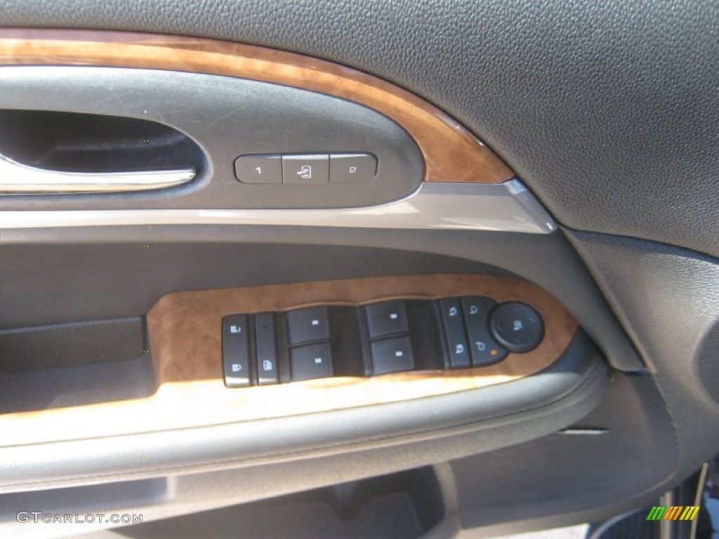 2010 Enclave CXL - Carbon Black Metallic / Ebony/Ebony photo #19