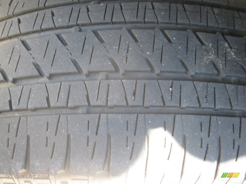 2010 Enclave CXL - Carbon Black Metallic / Ebony/Ebony photo #24