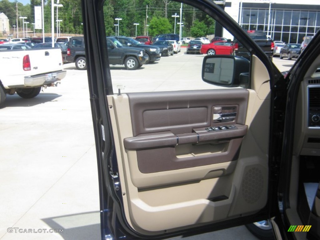 2012 Ram 1500 Lone Star Crew Cab 4x4 - True Blue Pearl / Light Pebble Beige/Bark Brown photo #15