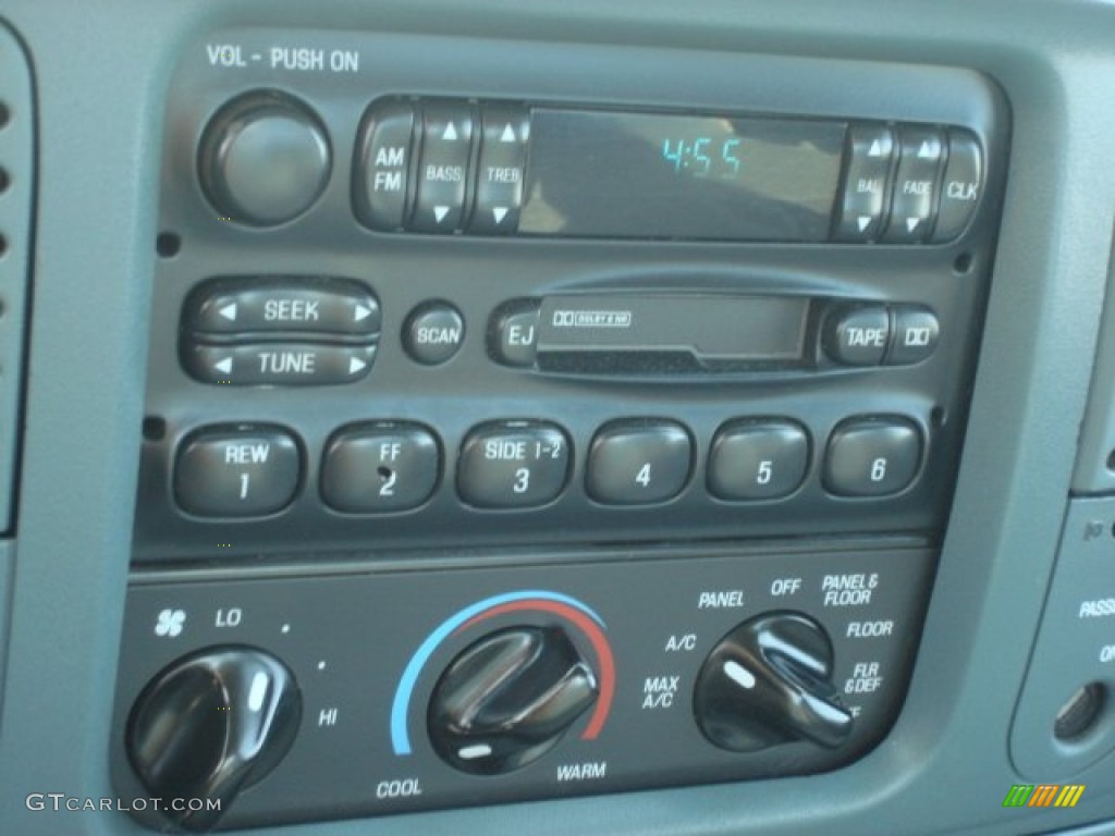 1997 F150 Regular Cab 4x4 - Pacific Green Metallic / Medium Graphite photo #10