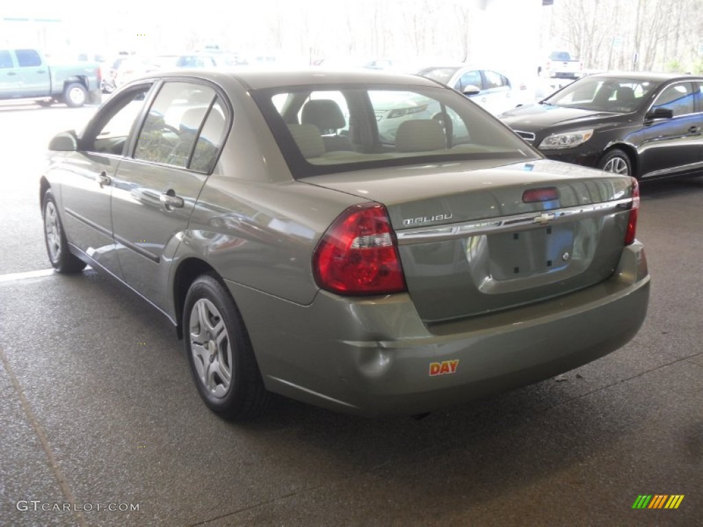 2005 Malibu Sedan - Silver Green Metallic / Neutral Beige photo #4