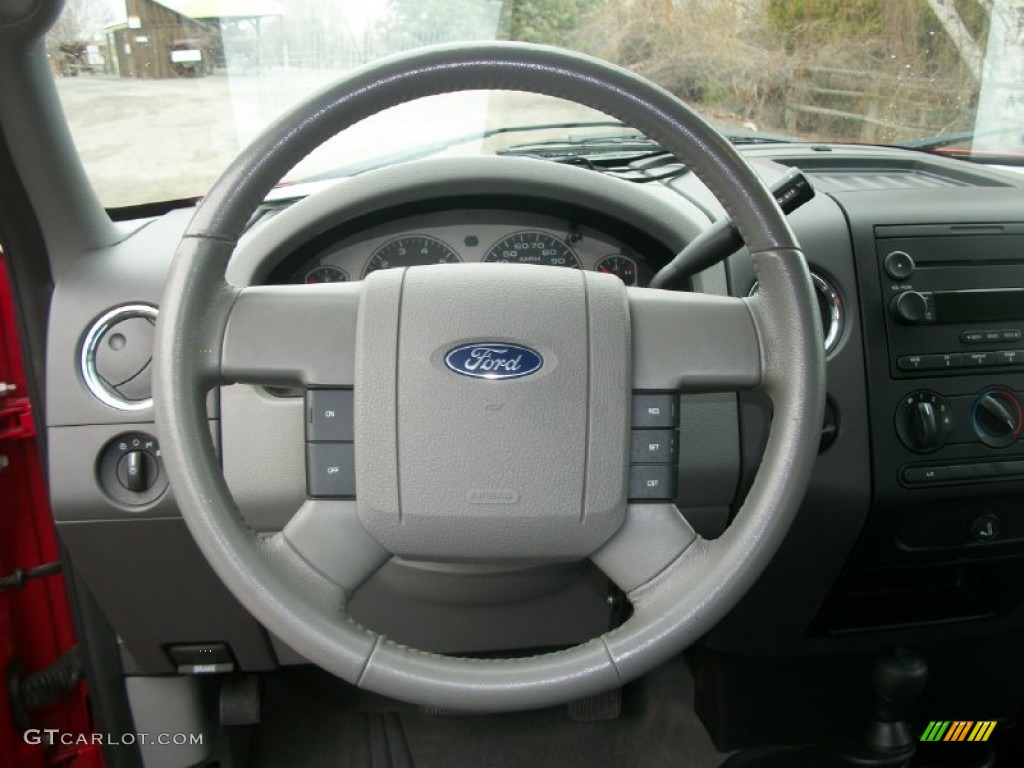 2006 Ford F150 XLT SuperCab 4x4 Medium/Dark Flint Steering Wheel Photo #63418319