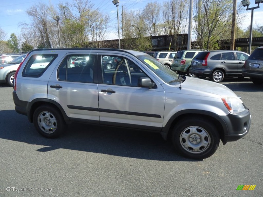 2006 CR-V LX - Alabaster Silver Metallic / Black photo #5