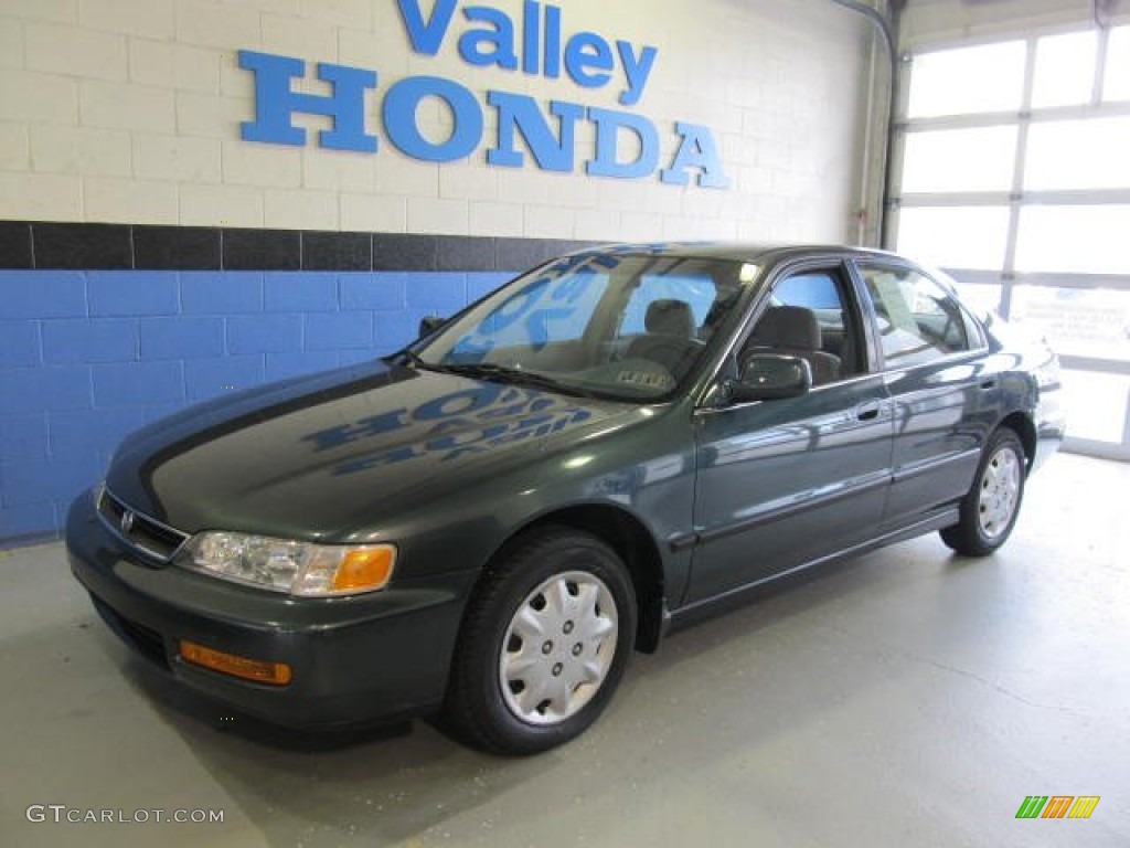 1997 Accord LX Sedan - Eucalyptus Green Pearl / Gray photo #1