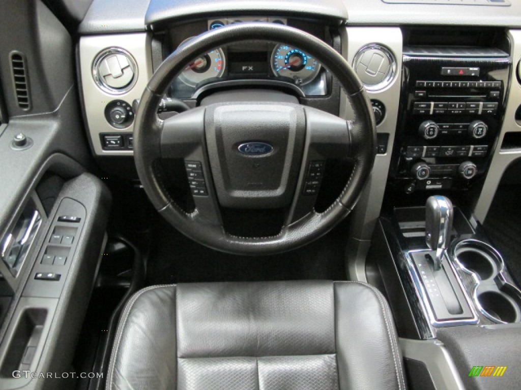 2010 F150 FX4 SuperCab 4x4 - Tuxedo Black / Black photo #27