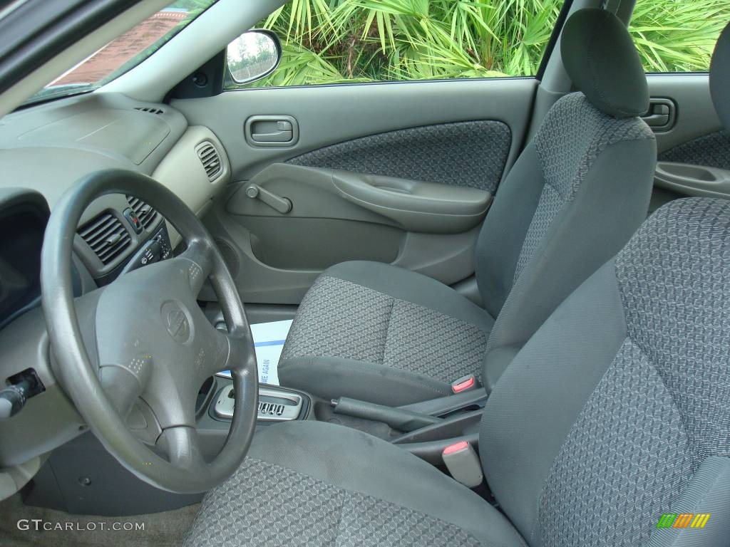 2002 Sentra XE - Cloud White / Stone photo #7