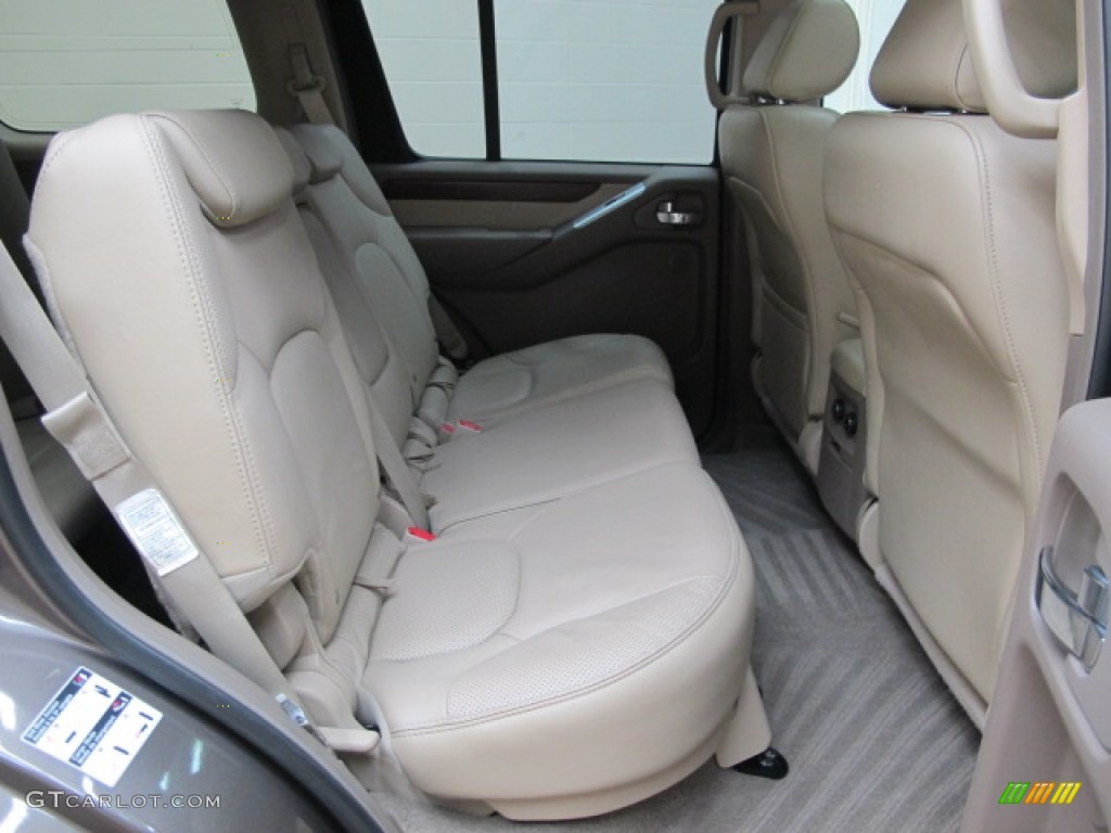 2008 Pathfinder LE 4x4 - Mocha / Cafe Latte photo #23