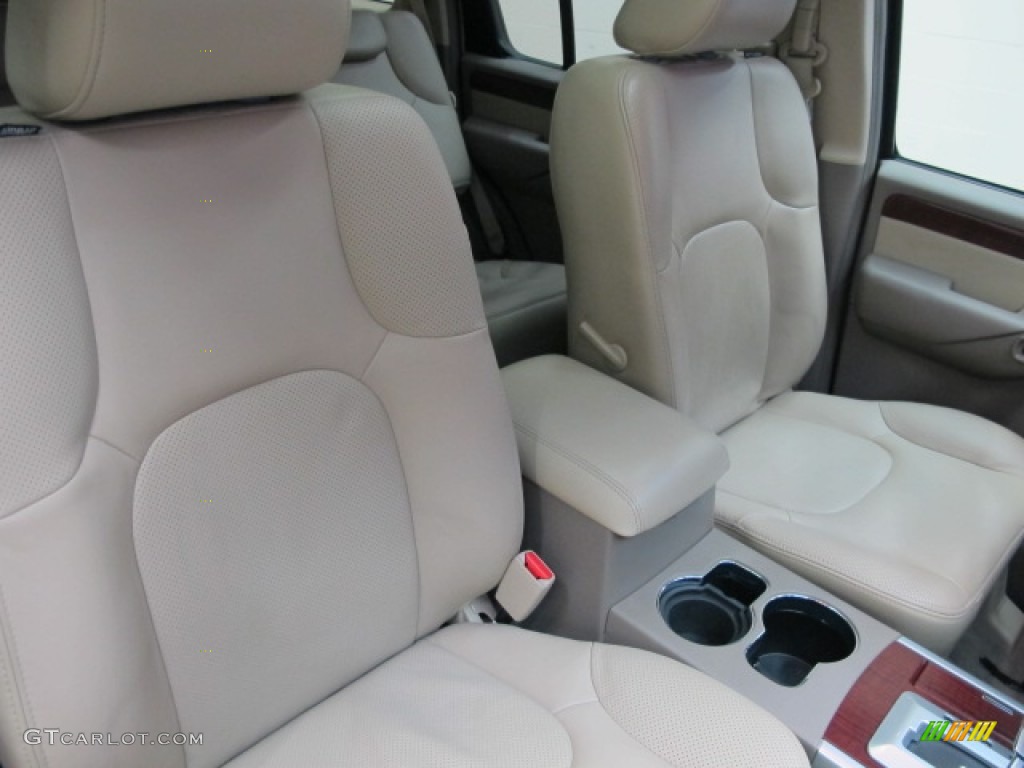 2008 Pathfinder LE 4x4 - Mocha / Cafe Latte photo #26