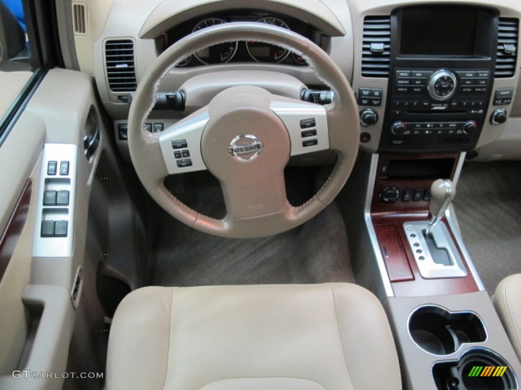 2008 Pathfinder LE 4x4 - Mocha / Cafe Latte photo #27