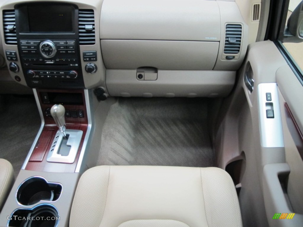 2008 Pathfinder LE 4x4 - Mocha / Cafe Latte photo #29