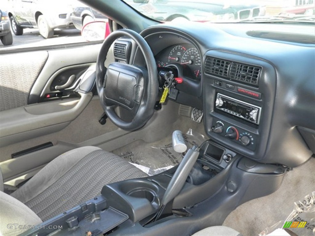 Dark Gray Interior 1999 Chevrolet Camaro Coupe Photo #63423053
