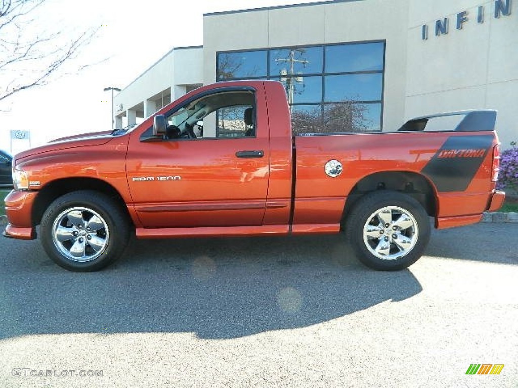 2005 Ram 1500 SLT Daytona Regular Cab 4x4 - Go ManGo! / Dark Slate Gray/Orange photo #2