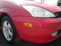 2001 Infra Red Clearcoat Ford Focus SE Sedan  photo #2