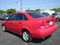 2001 Infra Red Clearcoat Ford Focus SE Sedan  photo #7