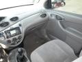 2001 Infra Red Clearcoat Ford Focus SE Sedan  photo #18