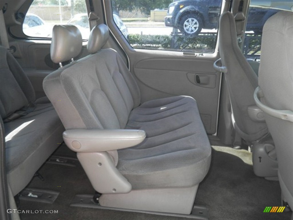 2001 Voyager  - Stone White / Sandstone photo #14