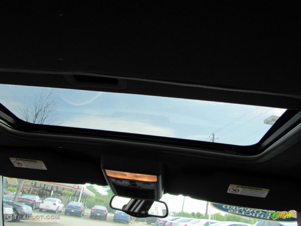 2004 Grand Marquis LS - Silver Birch Metallic / Dark Charcoal photo #13