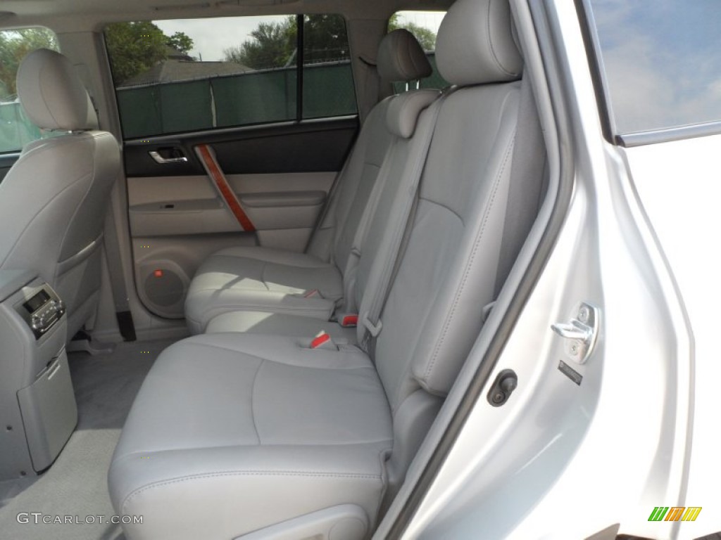 2010 Highlander Limited - Classic Silver Metallic / Ash photo #33