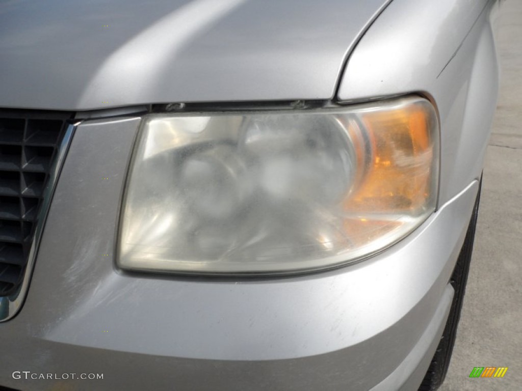 2003 Expedition XLT - Silver Birch Metallic / Flint Grey photo #9