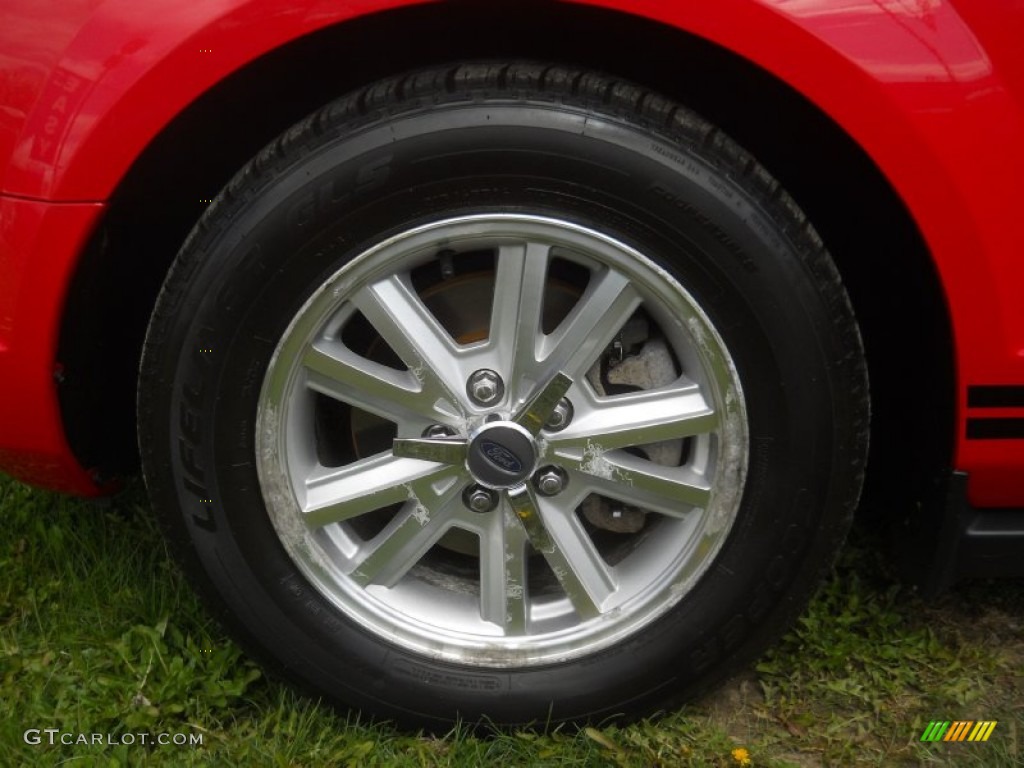 2007 Mustang V6 Deluxe Coupe - Torch Red / Dark Charcoal photo #13