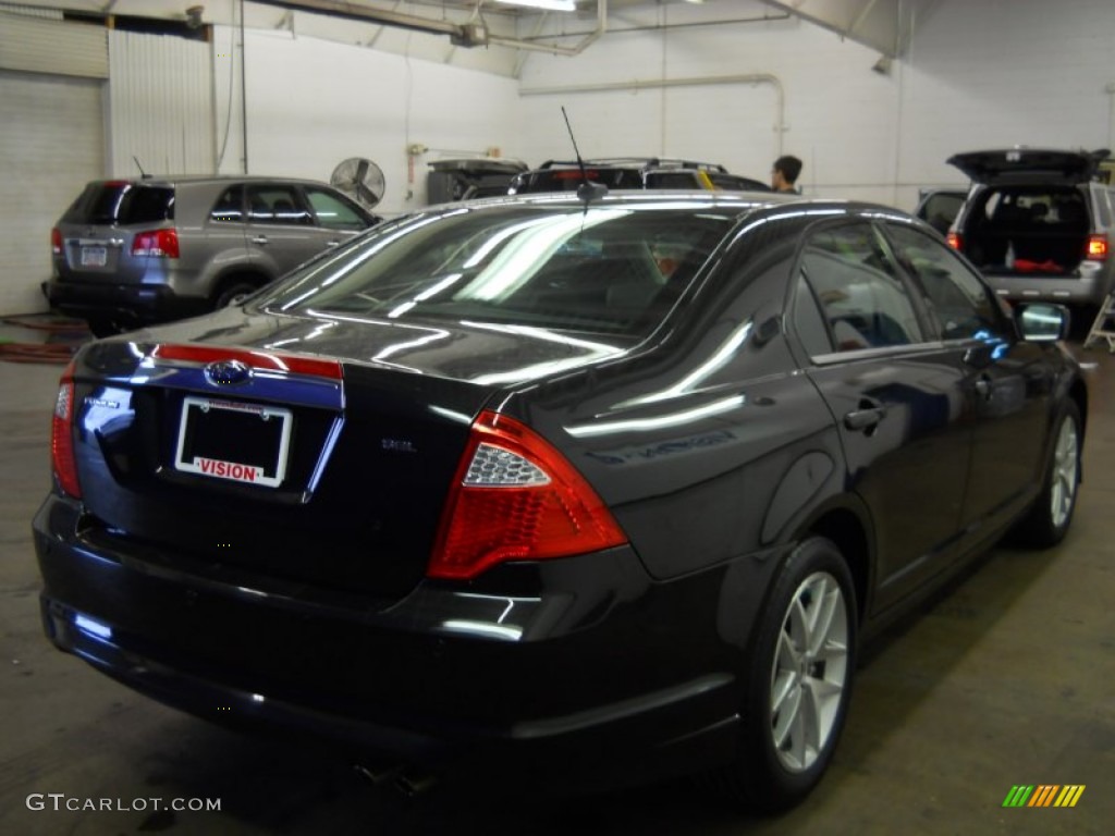 2010 Fusion SEL - Tuxedo Black Metallic / Charcoal Black photo #2