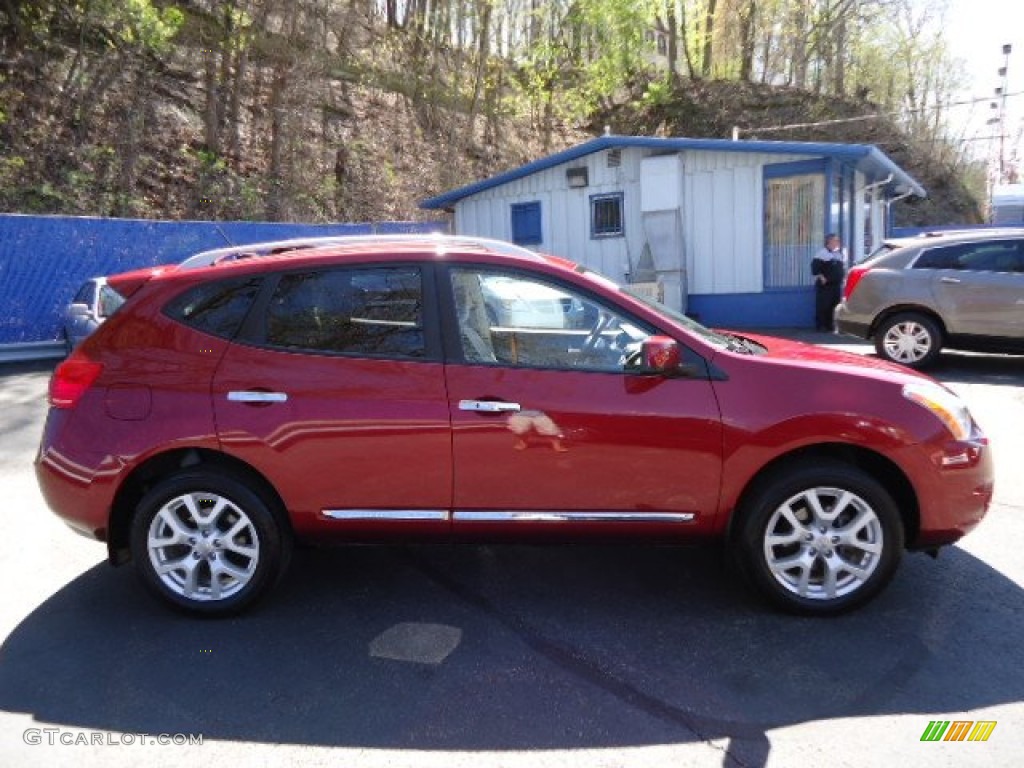 2011 Rogue SL AWD - Cayenne Red / Gray photo #6