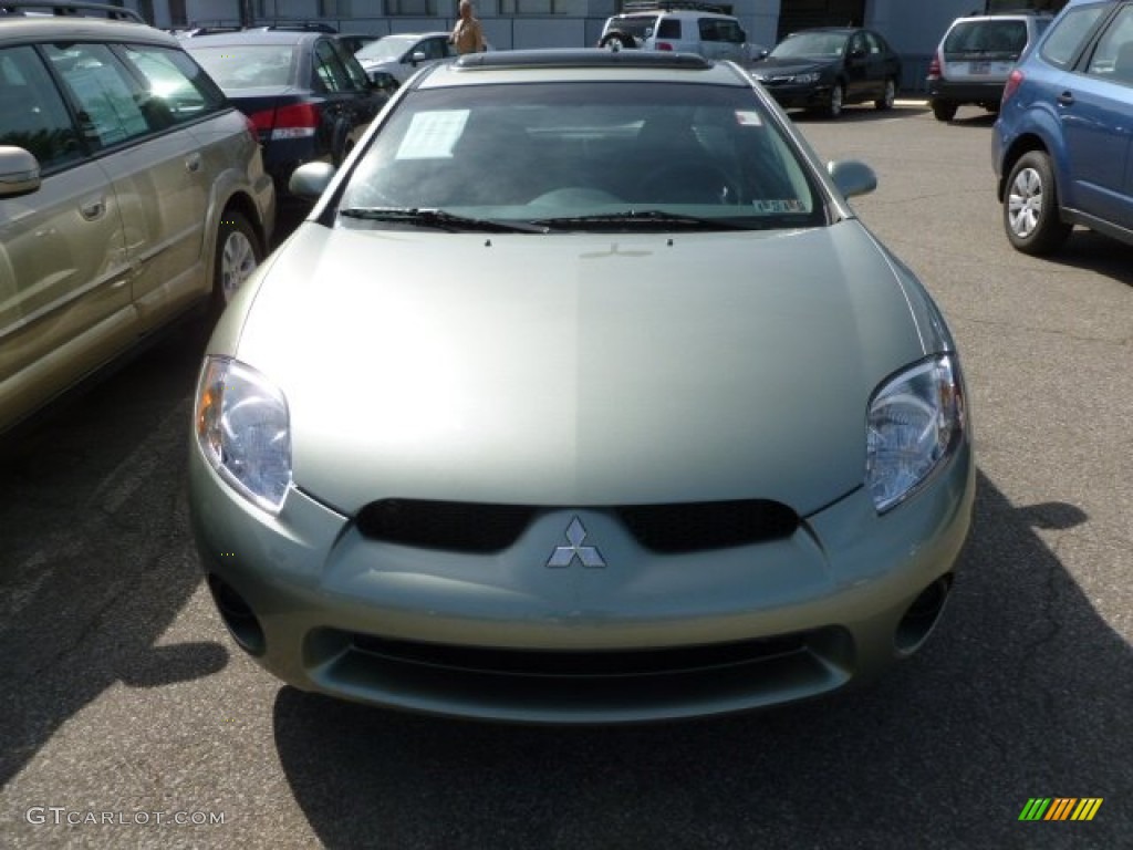2008 Eclipse GS Coupe - Optimist Green Metallic / Dark Charcoal photo #2