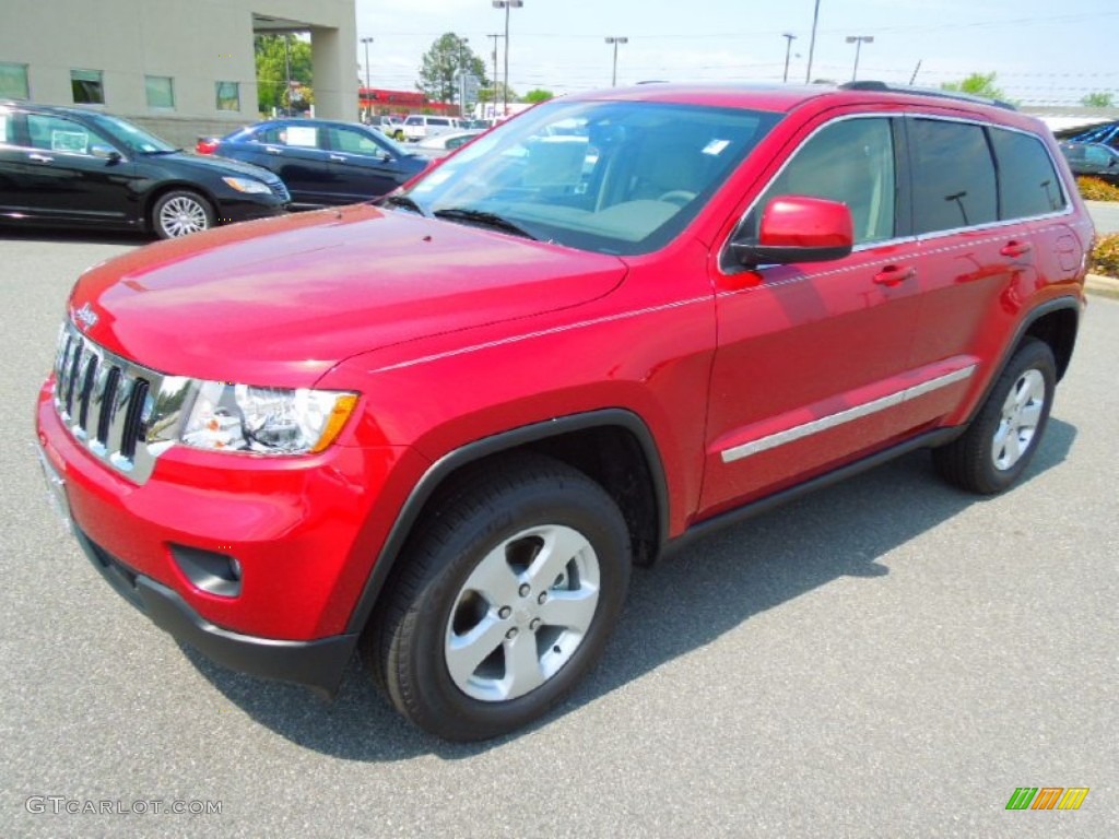 2012 Grand Cherokee Laredo X Package - Deep Cherry Red Crystal Pearl / Dark Graystone/Medium Graystone photo #1