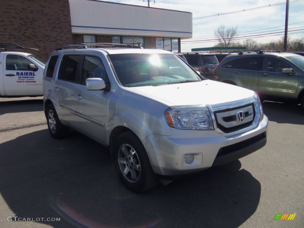 Billet Silver Metallic Honda Pilot