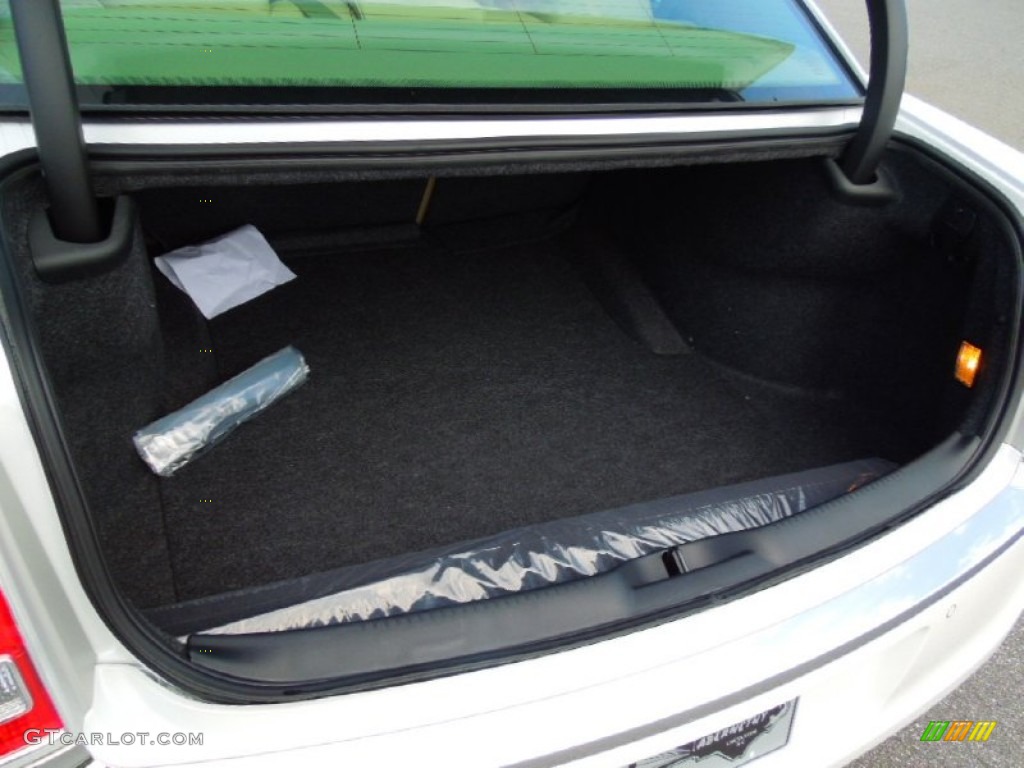 2012 Chrysler 300 C Trunk Photo #63439475