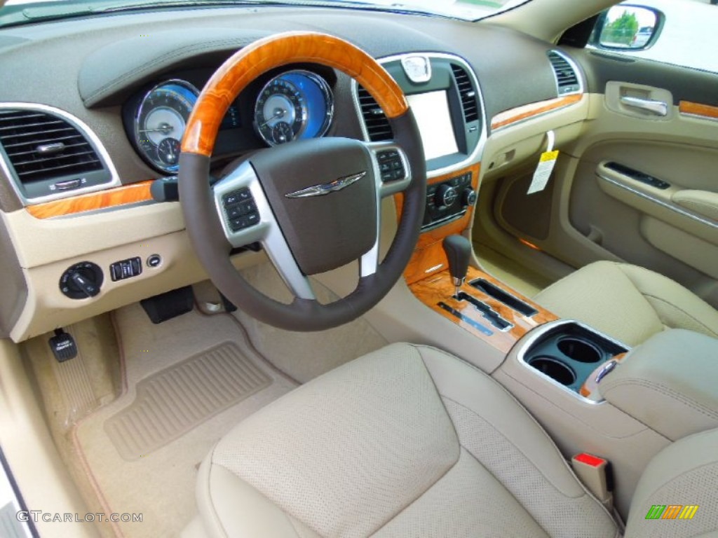 Dark Frost Beige/Light Frost Beige Interior 2012 Chrysler 300 C Photo #63439535