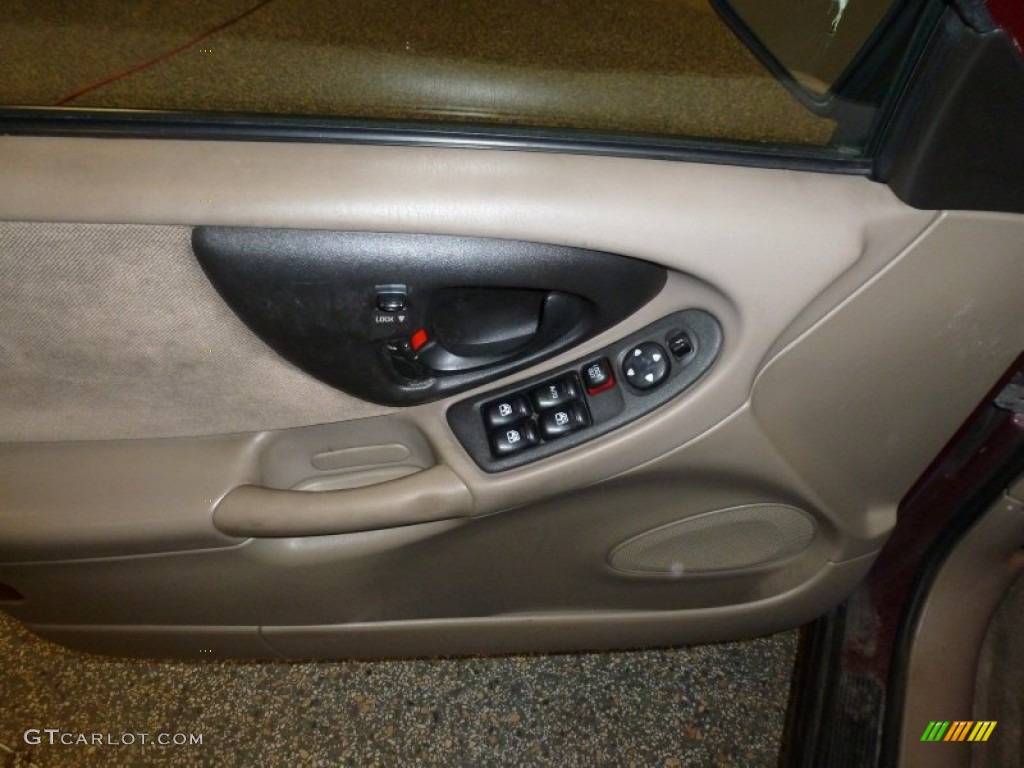 2001 Malibu Sedan - Monterey Maroon Metallic / Neutral photo #7