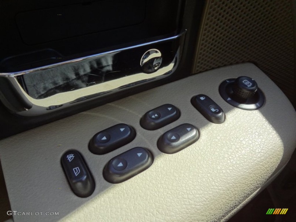 2004 F150 XLT SuperCrew 4x4 - Oxford White / Tan photo #20