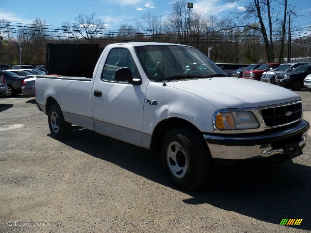 1997 F150 Regular Cab - Oxford White / Medium Graphite photo #8