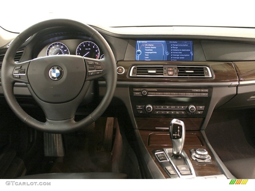 2009 7 Series 750Li Sedan - Milano Beige Metallic / Black Nappa Leather photo #39