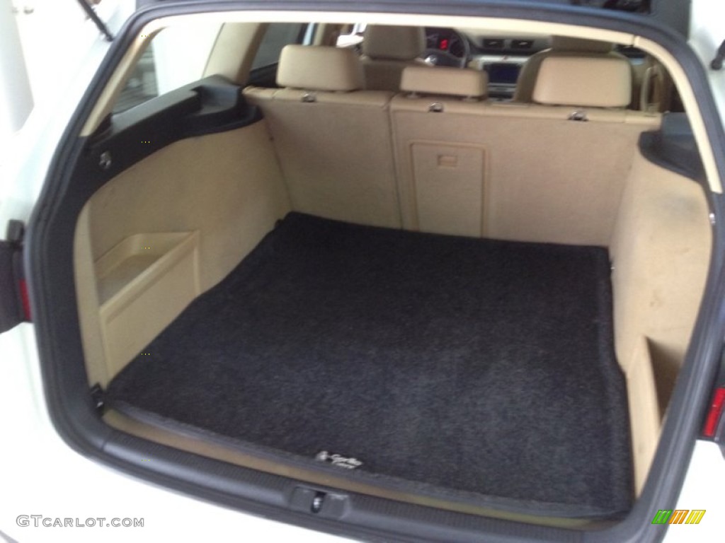 2008 Volkswagen Passat VR6 4Motion Wagon Trunk Photo #63452332