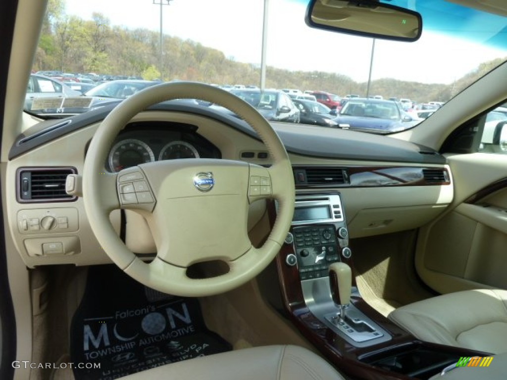 2008 Volvo S80 V8 AWD Sandstone Beige Dashboard Photo #63453298