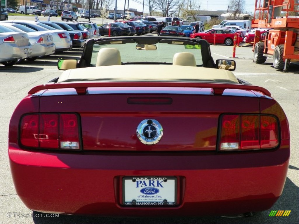 2006 Mustang V6 Premium Convertible - Redfire Metallic / Light Parchment photo #22