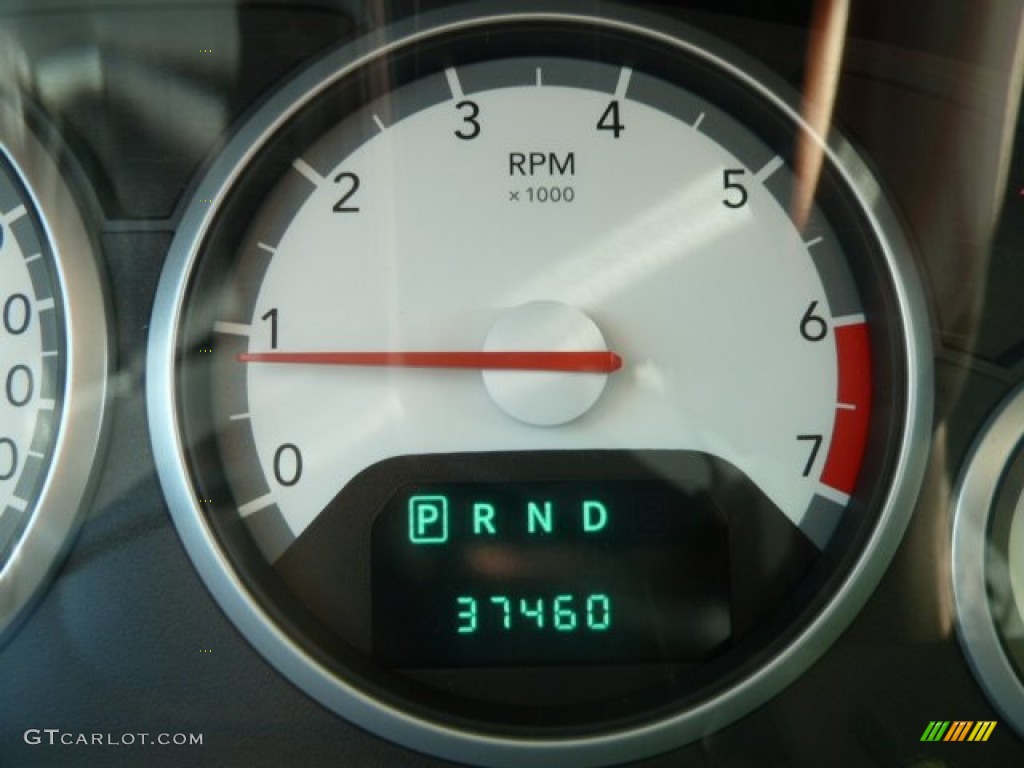 2010 Grand Caravan SXT - Brilliant Black Crystal Pearl / Dark Slate Gray/Light Shale photo #19