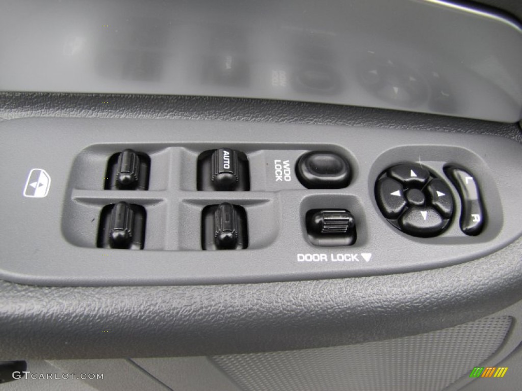 2007 Ram 2500 Big Horn Edition Quad Cab 4x4 - Bright White / Medium Slate Gray photo #15