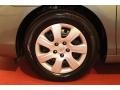 Aloe Green Metallic - Camry LE Photo No. 24