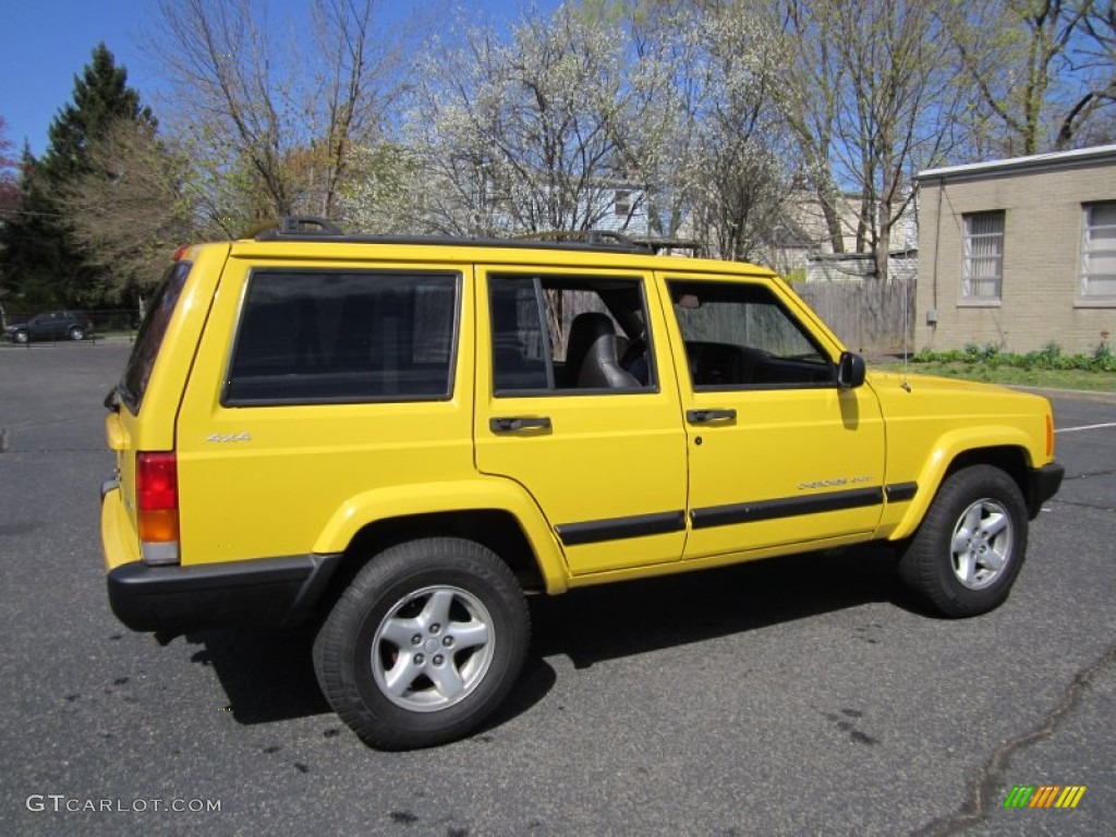 2001 Cherokee Sport 4x4 - Solar Yellow / Agate photo #8