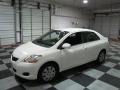 Polar White - Yaris Sedan Photo No. 4