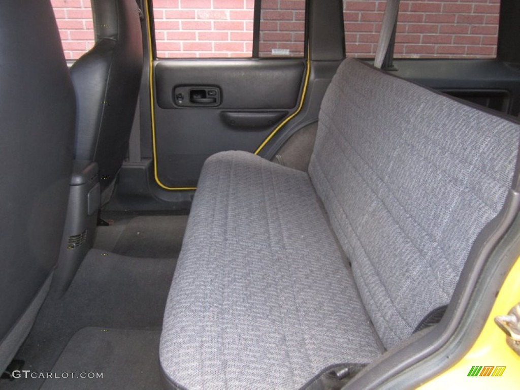 2001 Jeep Cherokee Sport 4x4 Rear Seat Photo #63473845
