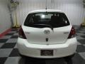 Polar White - Yaris 5 Door Liftback Photo No. 6