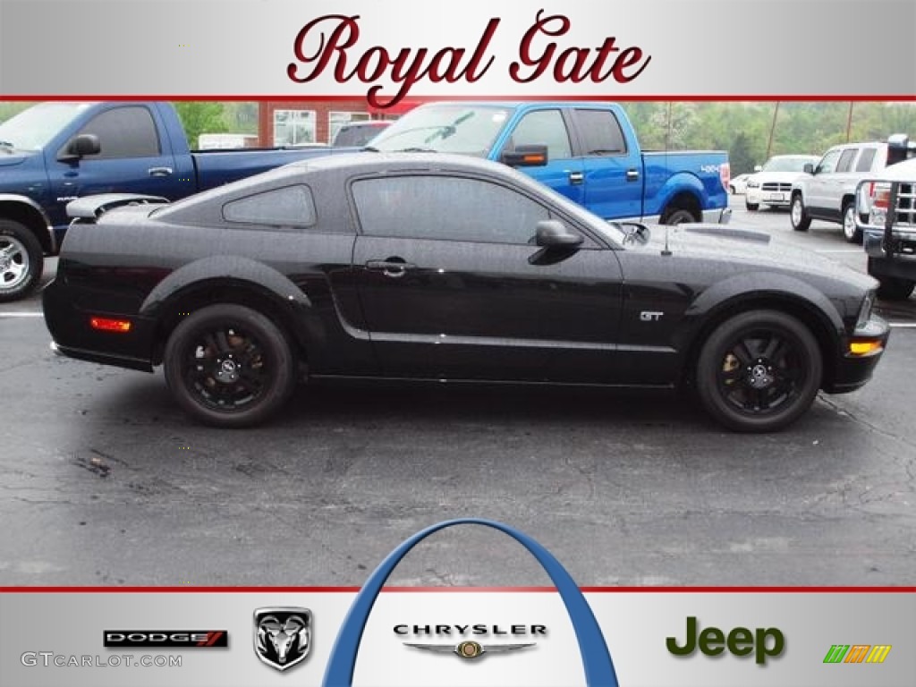 2008 Mustang GT Premium Coupe - Black / Dark Charcoal photo #1